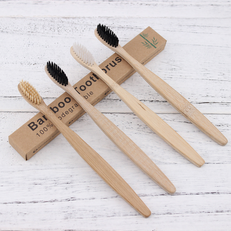 Colori logo personalizzati Spazzolino in bambù Spazzolino da denti in legno ecologico Punta a setole morbide Spazzolino per igiene orale per adulti al carbone