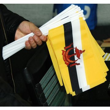 hand flag-001