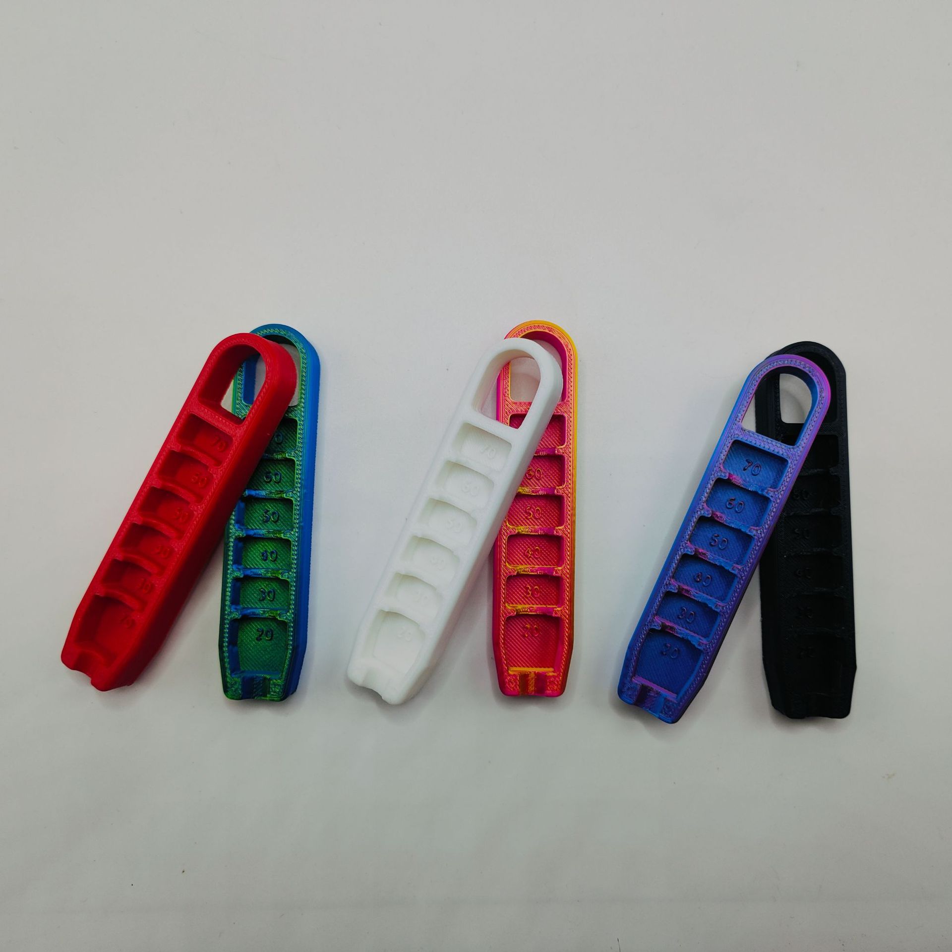 Custom logo Golf tee lifter golf tee elevator 3D printed figurine gift toy for golf - 2