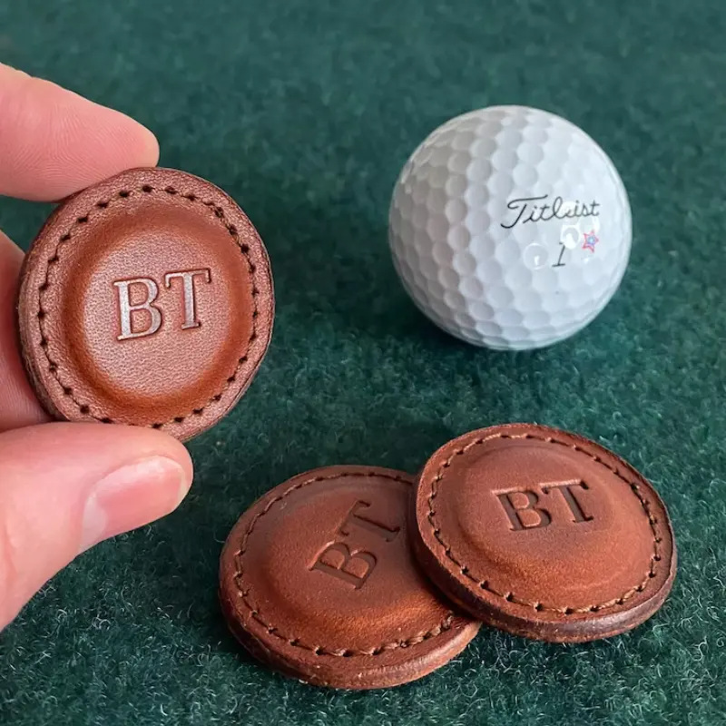 Custom logo Pu Leather Magnetic golf ball marker circular ball marker positioning clamp golf gift golf ball marker - 2